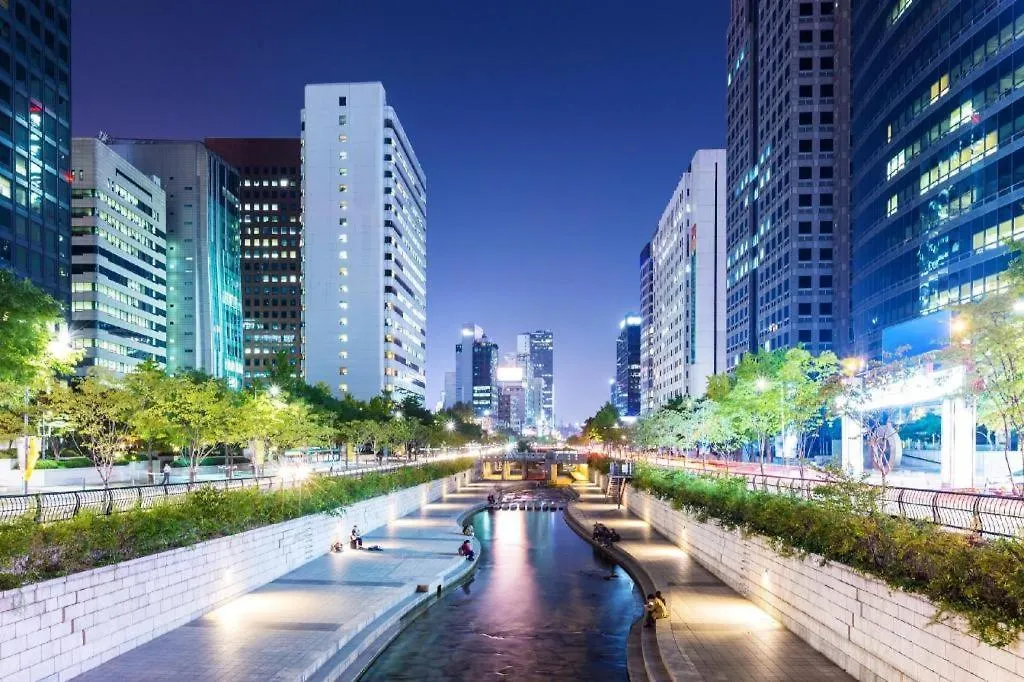 Jongro Hotel Laboum 2*, Seoul South Korea