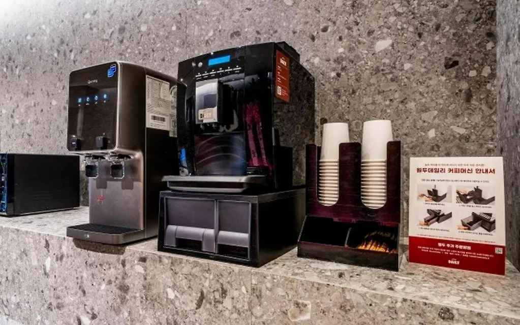 Jongro Hotel Laboum 2*, Seoul South Korea