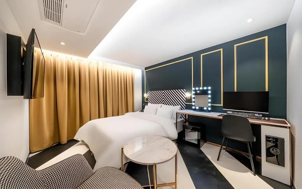 Jongro Hotel Laboum South Korea