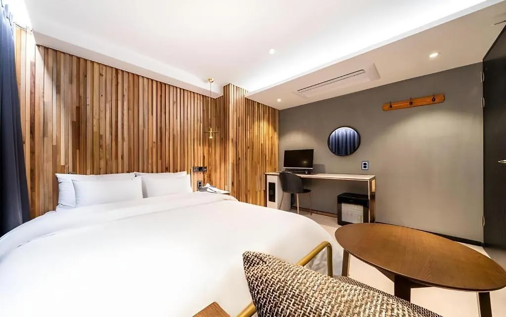 ** Motel Jongro Hotel Laboum South Korea