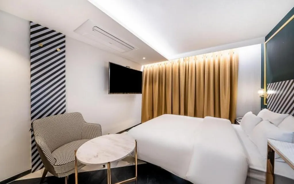 Motel Jongro Hotel Laboum
