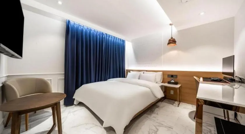Motel Jongro Hotel Laboum
