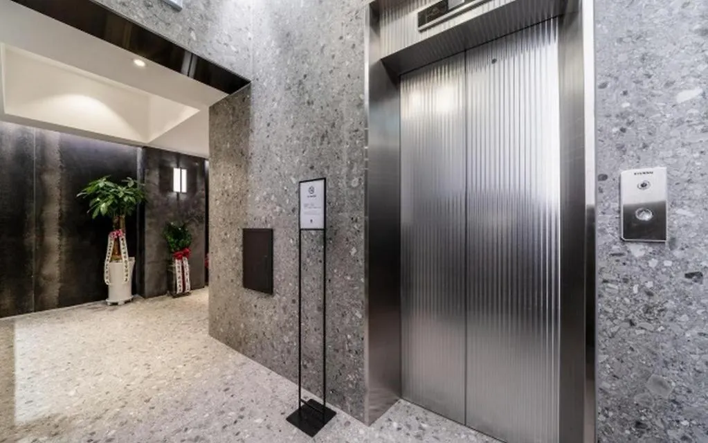 Jongro Hotel Laboum Seoul