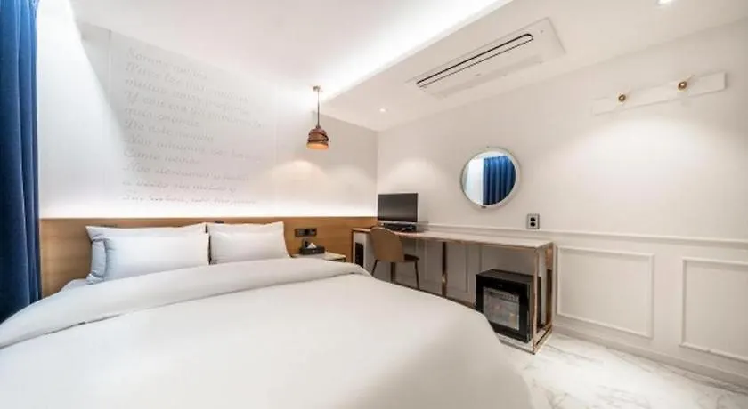 ** Motel Jongro Hotel Laboum South Korea